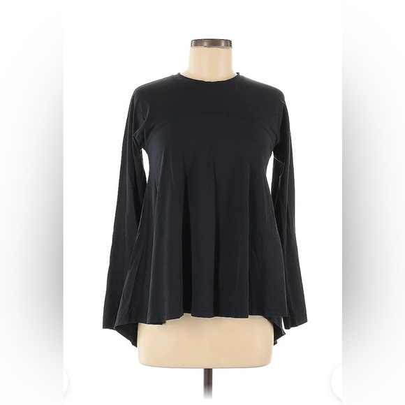 Wonderly True Black Scoop Neck Swing Ruffle Core Knit Casual Blouse Womans Sz S - Picture 1 of 16